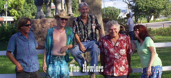 Howlers-at-3-Sisters